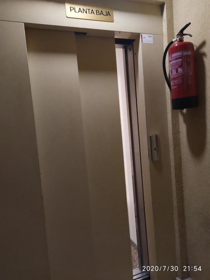 Tu Casa En Mequinenza Con Wifiアパートメント エクステリア 写真