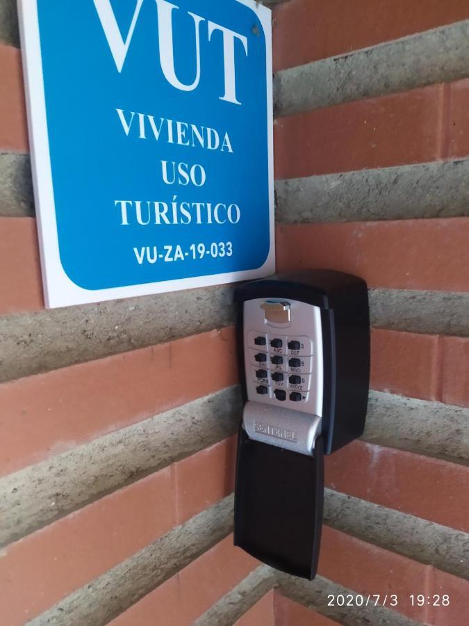 Tu Casa En Mequinenza Con Wifiアパートメント エクステリア 写真